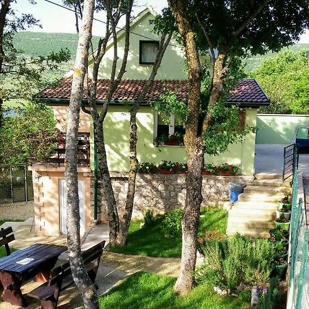 Green House Source Vrilo توميسلاف غراد المظهر الخارجي الصورة